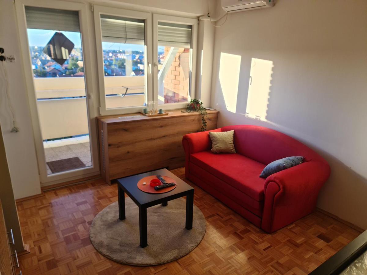 Studio 33 Šabac Buitenkant foto