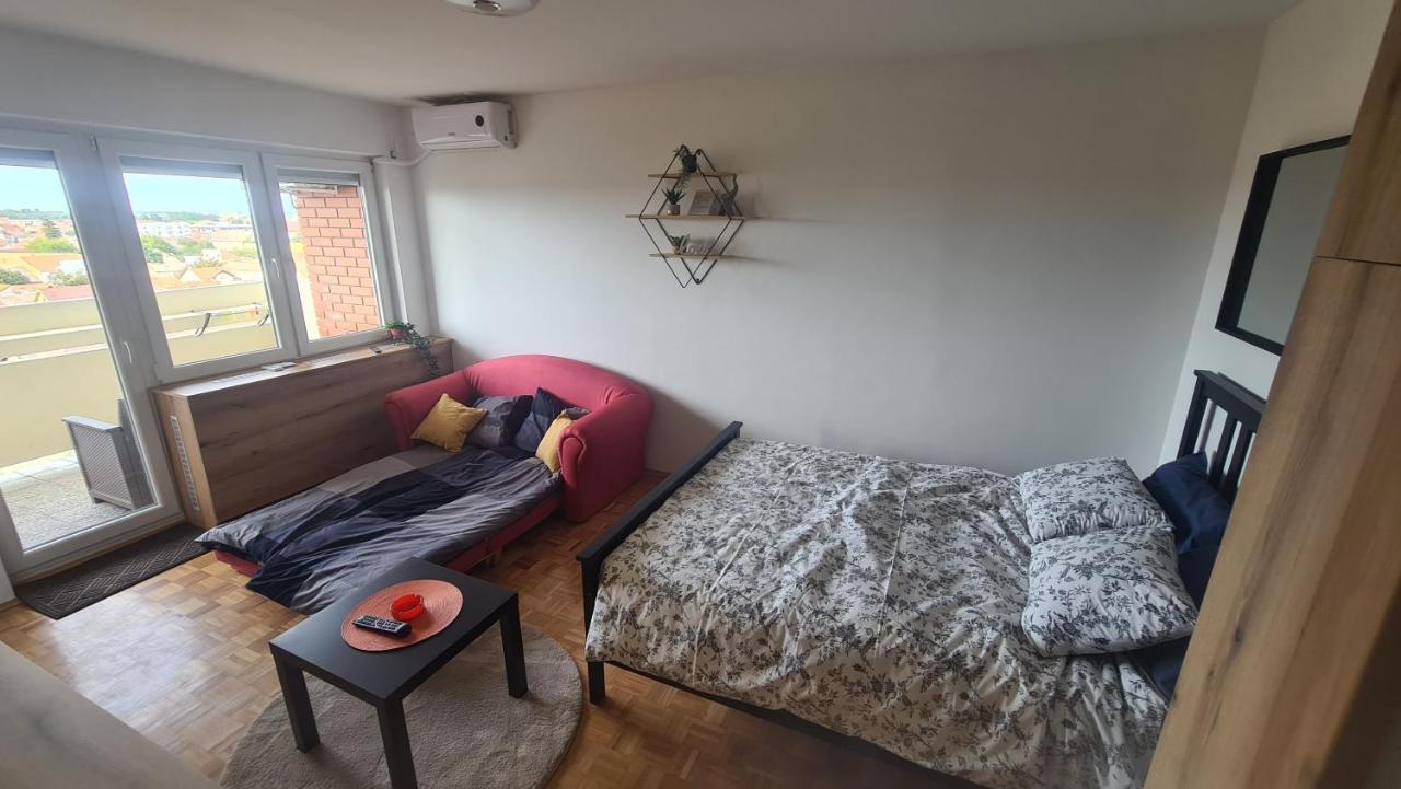 Studio 33 Šabac Buitenkant foto