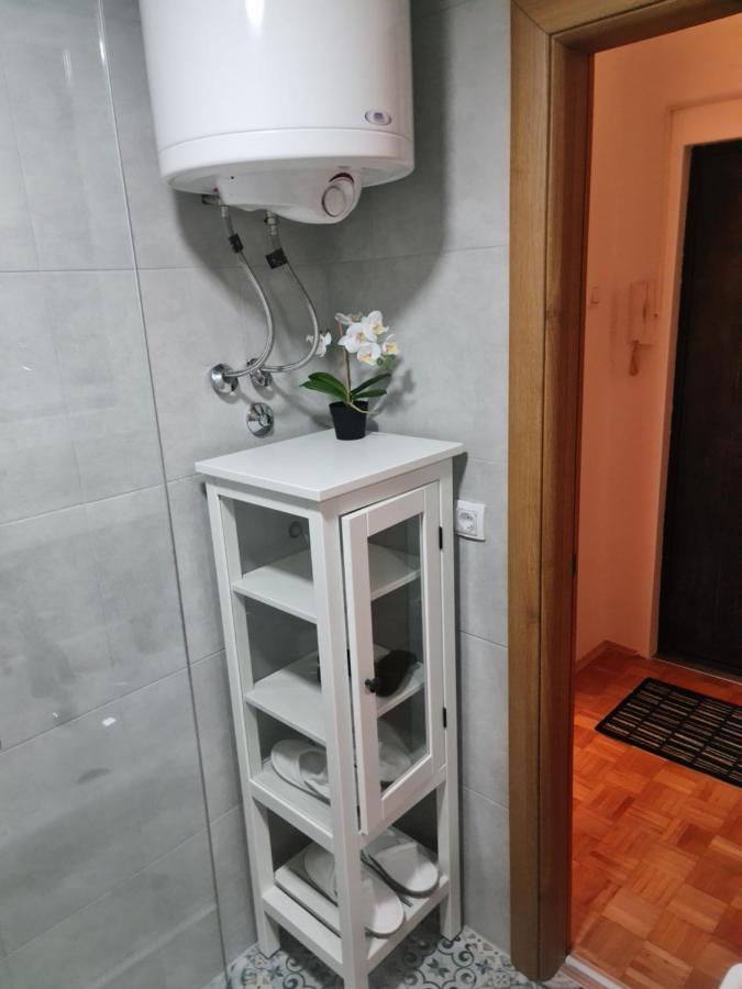 Studio 33 Šabac Buitenkant foto